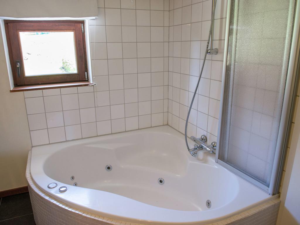 Luxury Apartment In Malmedy With Bubble Bath Екстериор снимка
